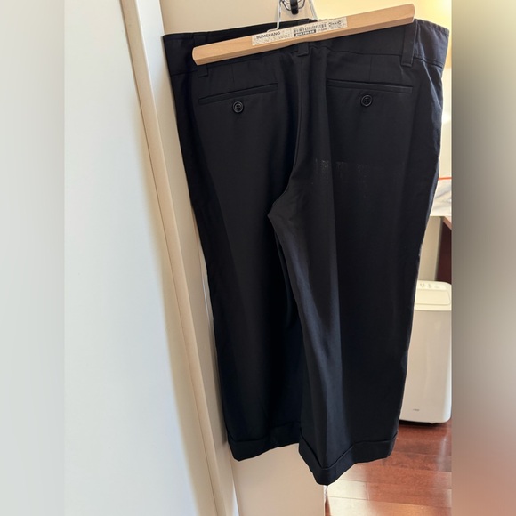 🟢CLUB MONACO size 6 Black capri dress pants.🟢 - Picture 3 of 10